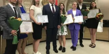 Молодые педагоги Анастасия Мытник и Андрей Морозов - победители областного конкурса "Молодой лидер Минщины"