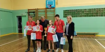 Поздравляем команду теннисистов 22 средней школы с победой в областном фестивале школьного спорта