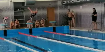 Состоялись зональные соревнования по плаванию "Время быть первым!"