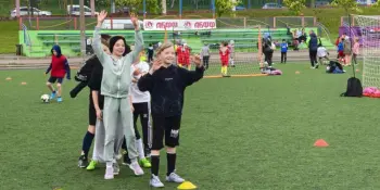 Активные участники спортивного футбольного Фестиваля для учащихся младшего школьного возраста