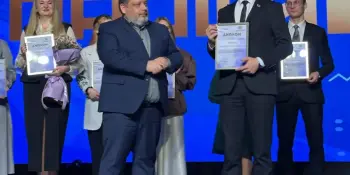 Даниил Жибуля – победитель областного этапа конкурса "SuperПРОФИ-2025" в номинации "SuperПРОФИ в сфере образования"