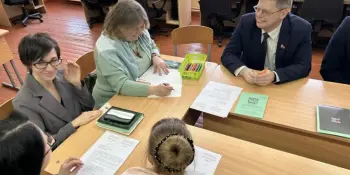 Занятие в Школе управления "Новые вершины" — шаг к подготовке лидеров образования