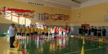 Спортивный праздник "А ну-ка, парни!"